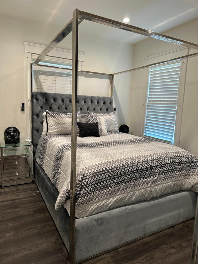 Casa vacanze Gorgeous Dtla W/ View + Hot Tub! *